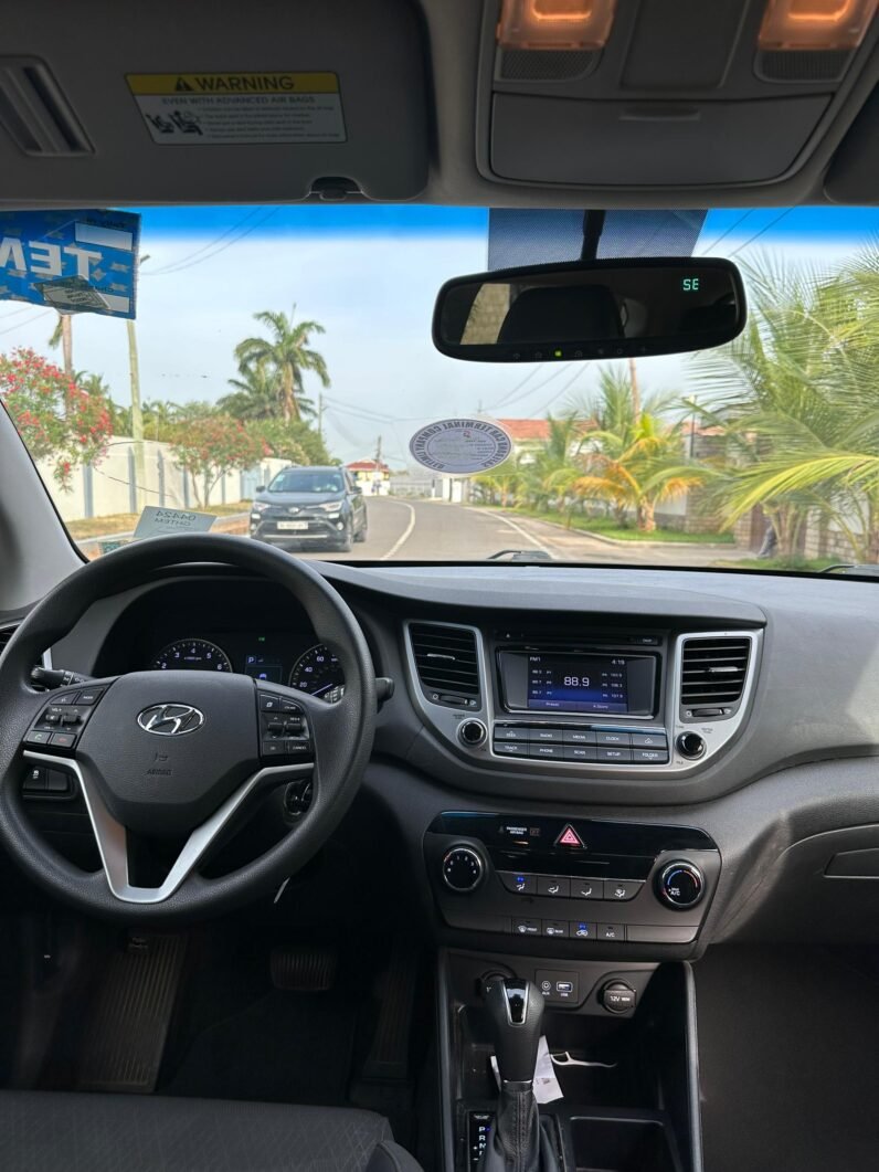 
								Hyundai Tucson 2017 Sports full									