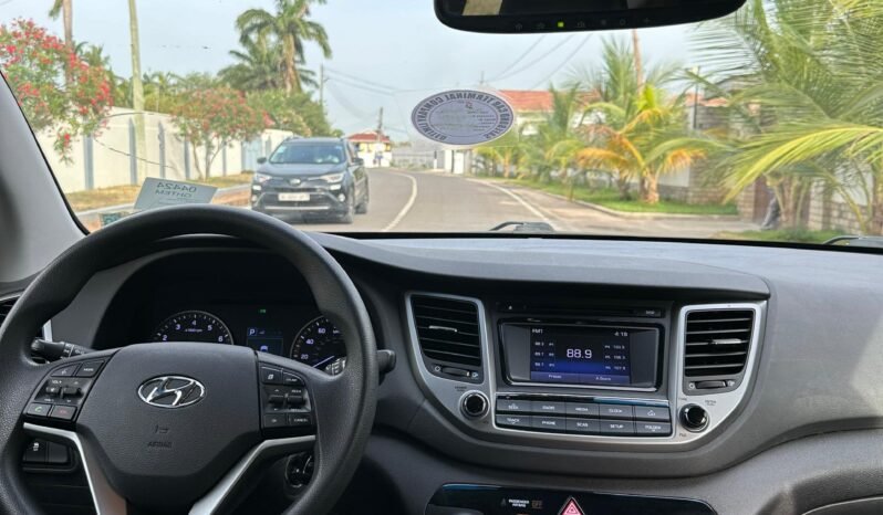 
								Hyundai Tucson 2017 Sports full									