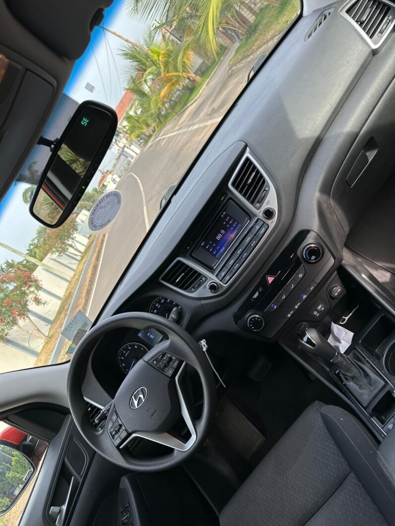 
								Hyundai Tucson 2017 Sports full									