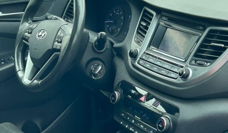 
								Hyundai Tucson 2017 Sports full									