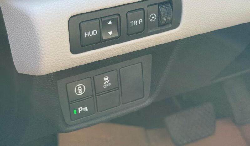 
								2018 Honda Accord Touring full									