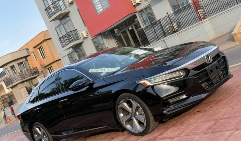 
								2018 Honda Accord Touring 2.0T full									