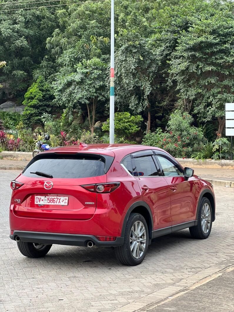 
								2022 Mazda CX-5 Touring full									
